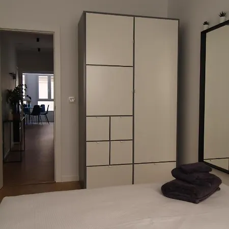 Encanto En El Centro De Apartment